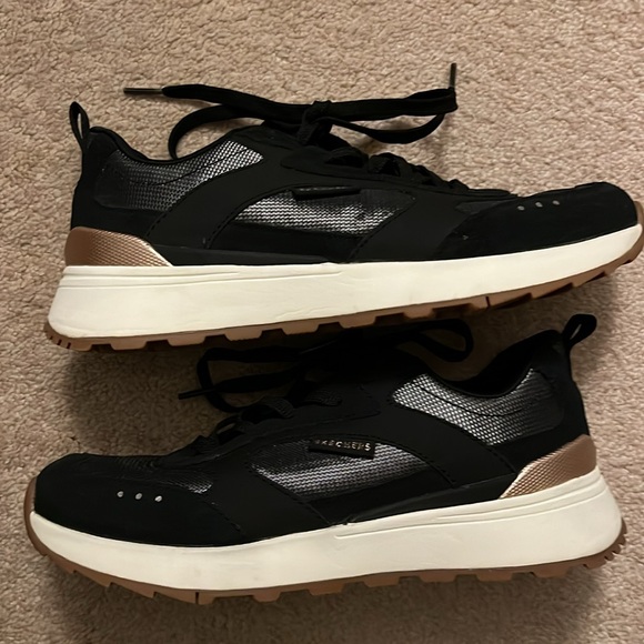 Skechers Black lace up sneakers - Picture 3 of 4